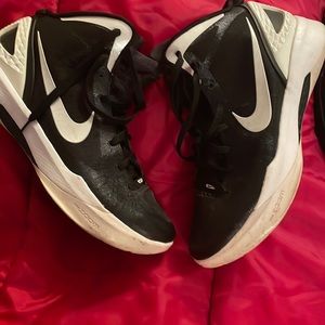 Nike hyperdunk size 12